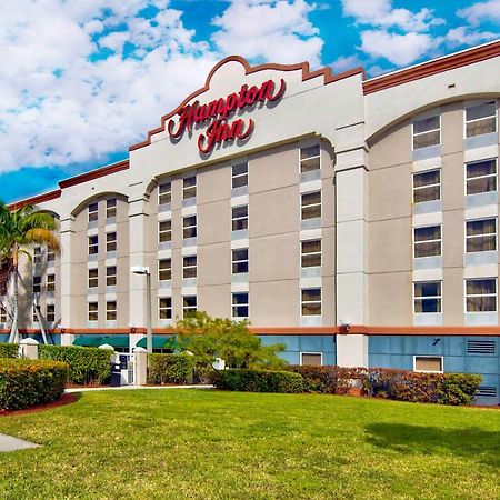 Hampton Inn Ft Lauderdale Airport North Cruise Port Fort Lauderdale Exteriör bild