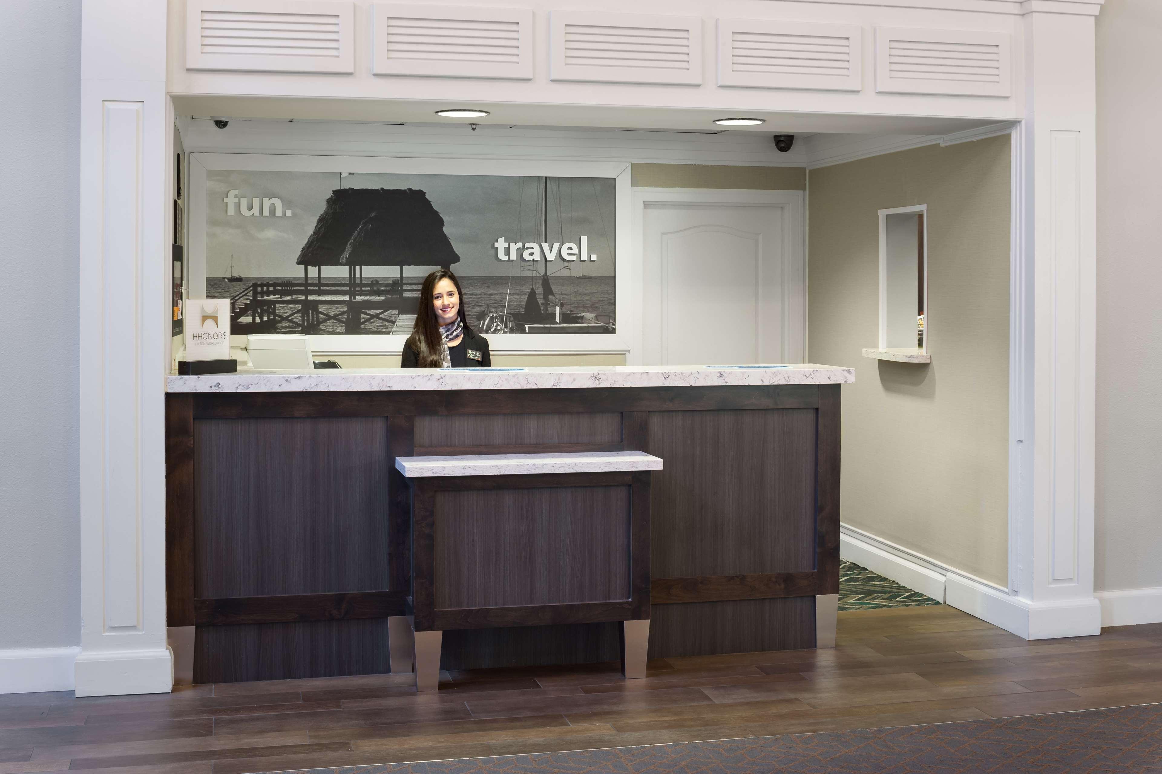 Hampton Inn Ft Lauderdale Airport North Cruise Port Fort Lauderdale Exteriör bild